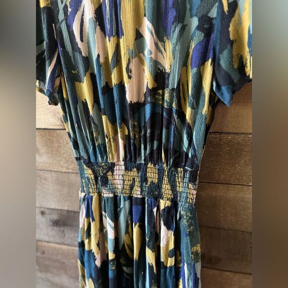 Evereve Abstract Print Elastic Waist Midi Dress Short Sleeve Size S Made in USA - Picture 3 of 10